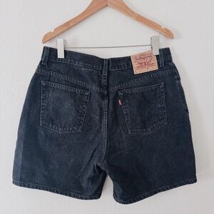 Y2K VINTAGE LEVI'S BLACK JEAN SHORTS